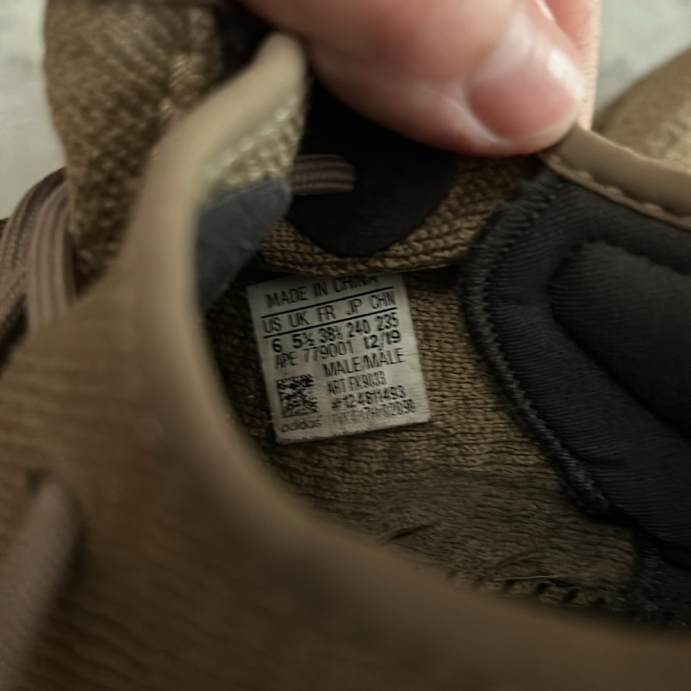 Yeezy boost - Picture 7 of 9